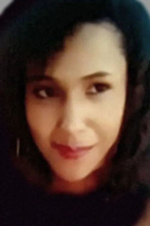 Amin Ansari D ha trabajado con Ila Doth en 1 ocasiones