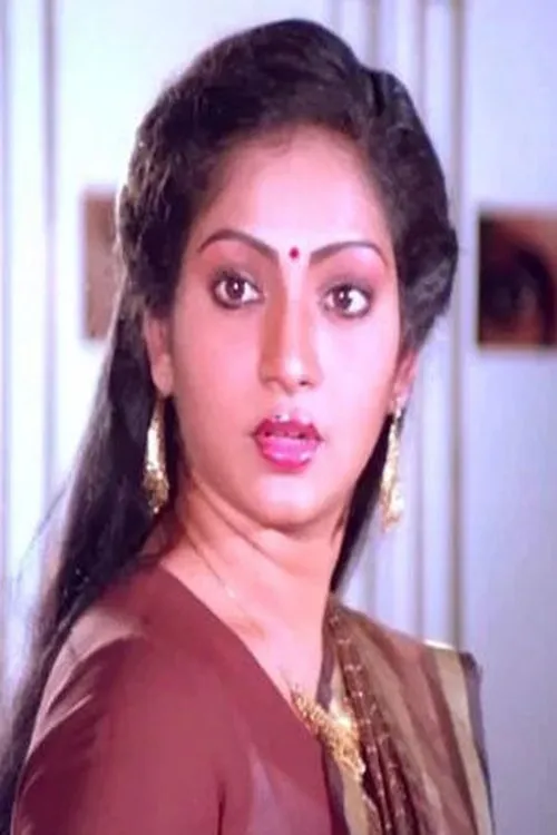 Ilavarasi interpretando a Philomena 