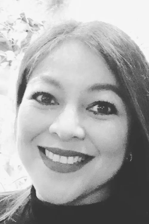 Ilonah Jean interpretando a Jessica