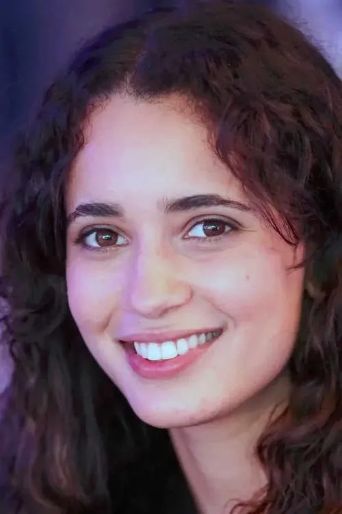 Iman Perez interpretando a Herself - model