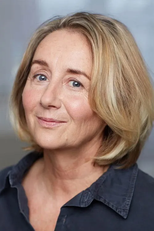 Imke Büchel interpretando a Frau Hansen