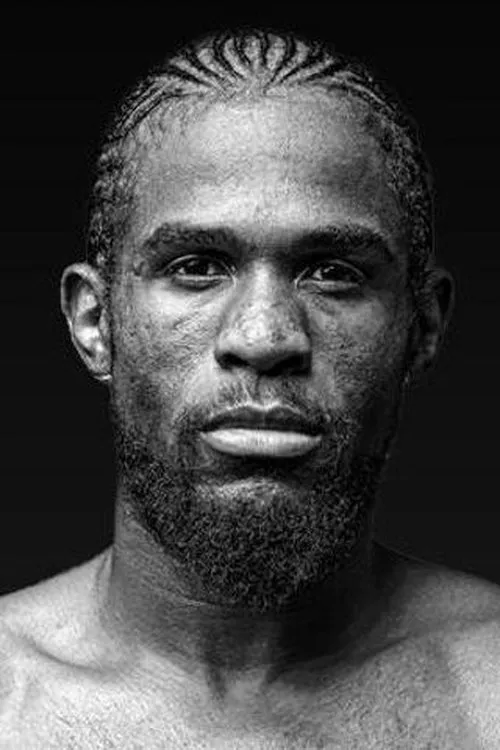 Immanuwel Aleem interpretando a Self