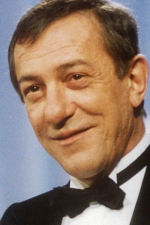 Imre Antal interpretando a nyomozó 4