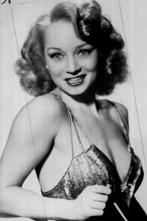 Ina Ray Hutton interpretando a Self (archive footage)