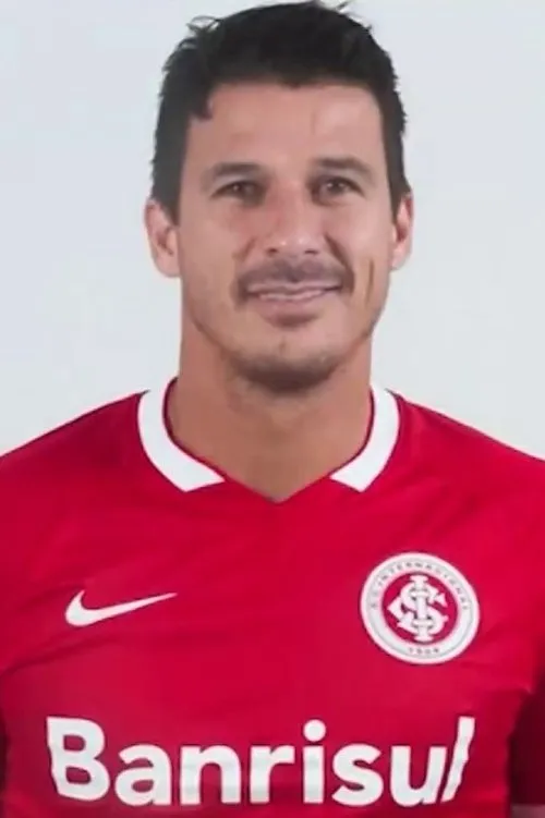 Índio interpretando a 