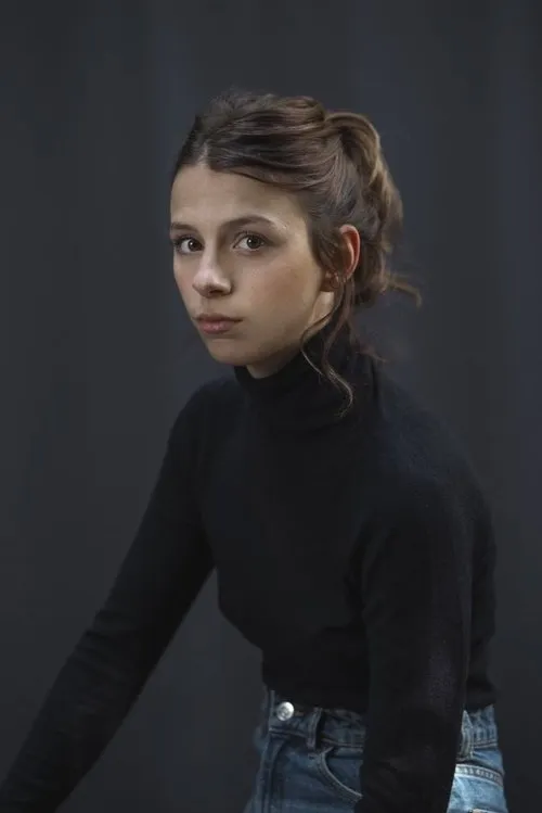 Salim Talbi ha trabajado con Inès Banzet Benhagouga en 1 ocasiones