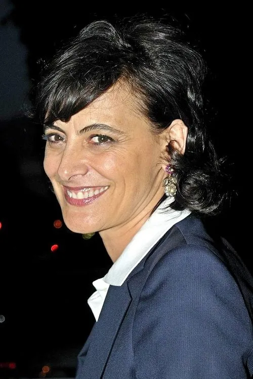 Inès de La Fressange interpretando a Self