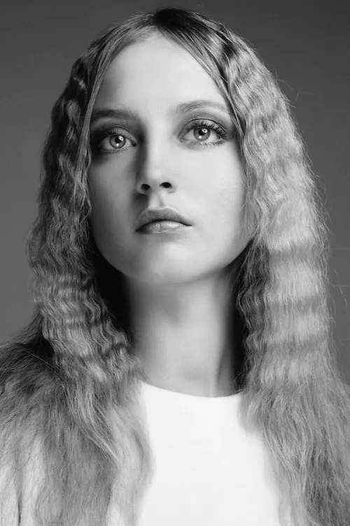 Ingrid Boulting interpretando a Sunny