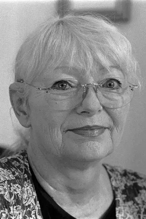 Ingrid Föhr interpretando a 