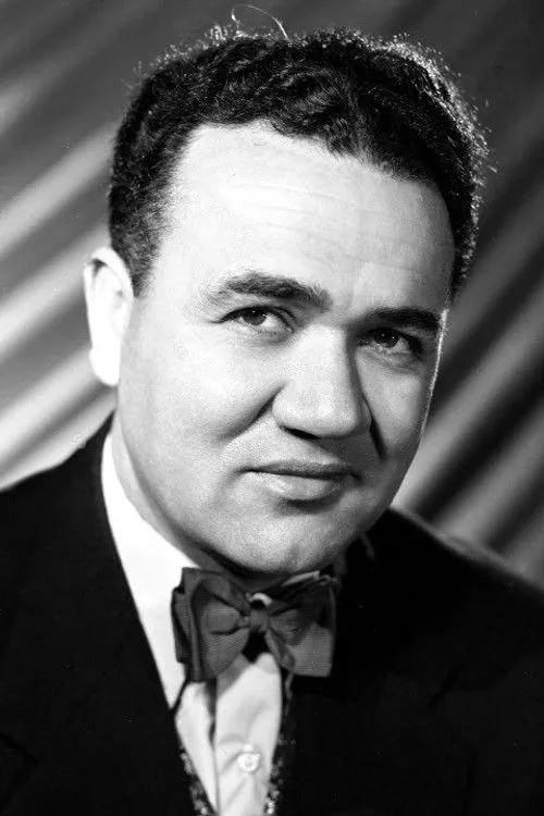 F.B.J. Sharp ha trabajado con Inia Te Wiata en 1 ocasiones