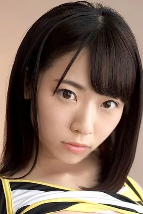 Iori Arisu interpretando a