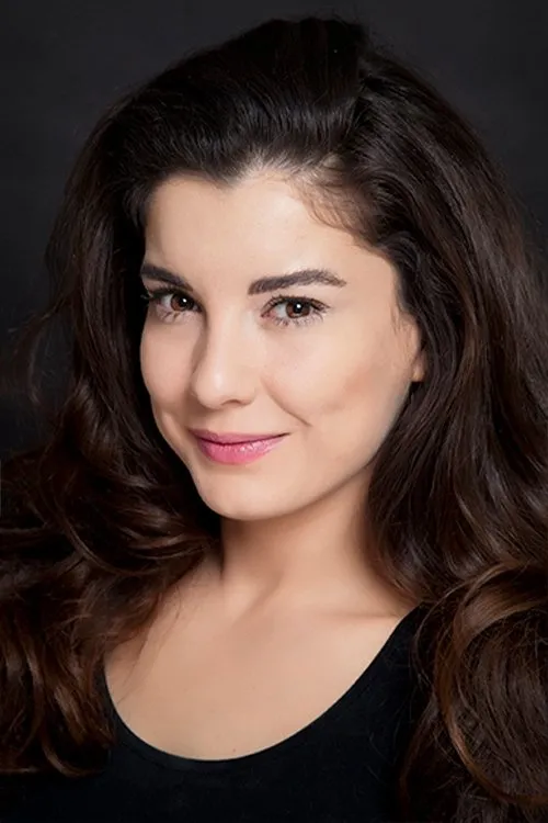 Irem Altug interpretando a Zeynep