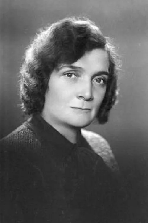 Irena Orzecka interpretando a Nina's Mother