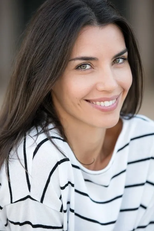 Felicitè Mbezelè ha trabajado con Irene Cassanelli en 1 ocasiones