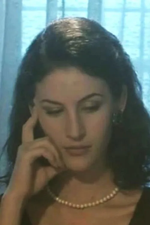 Liezl Santos ha trabajado con Irina Kramer en 1 ocasiones