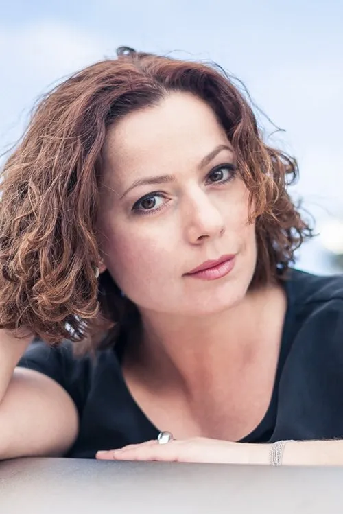 ??????? ????????? ha trabajado con Ирина Низина en 1 ocasiones