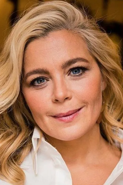 ????? ???????? ha trabajado con Ирина Пегова en 3 ocasiones