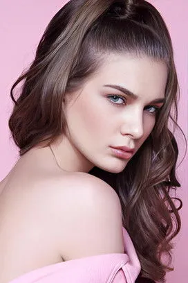 Irina Stroganova en su biografía y filmografía