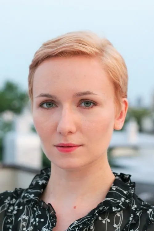 Olivia Costello ha trabajado con Irina Varina en 1 ocasiones