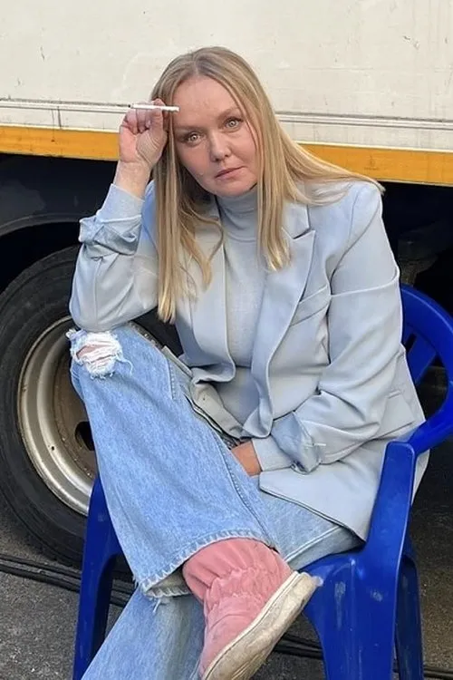 ????? ??????????? ha trabajado con Iryna Tamim en 1 ocasiones