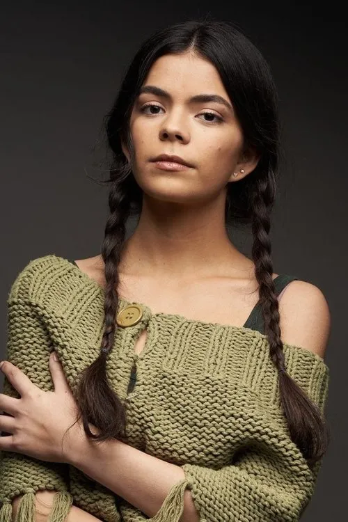 Isabella Feliciana interpretando a Maya