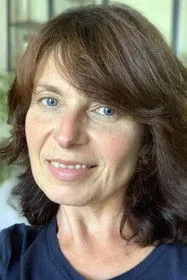 Claire Martin ha trabajado con Isabelle Mesbah en 1 ocasiones