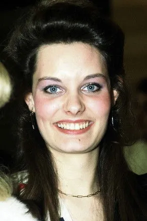 Isabelle Wolfe ha trabajado con Isabelle Turpault en 1 ocasiones