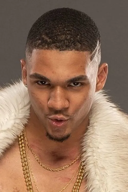 Isiah Kassidy interpretando a 