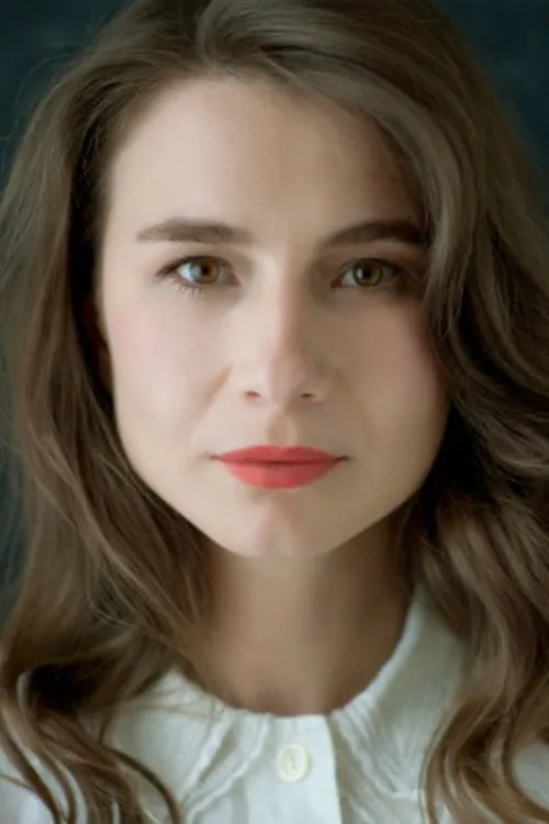 Işılay Gül — personaje: Füsun