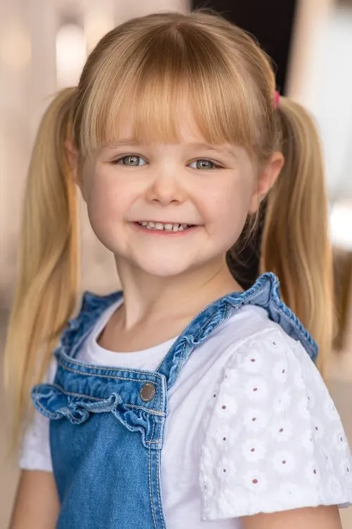 Callum Clack ha trabajado con Isla Ashworth en 1 ocasiones