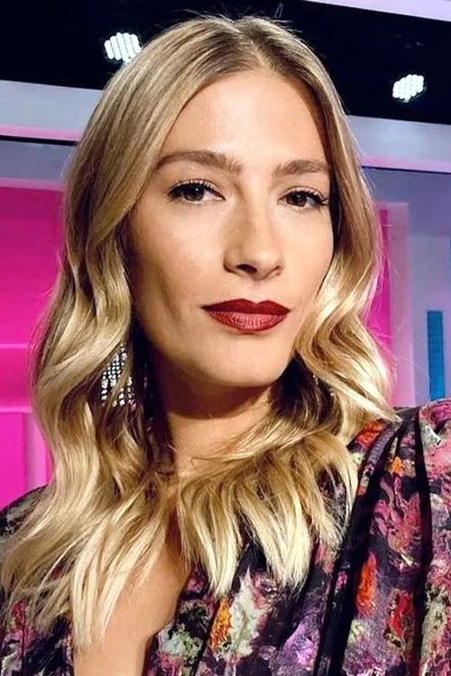 Ismini Papavlasopoulou — personaje: Self