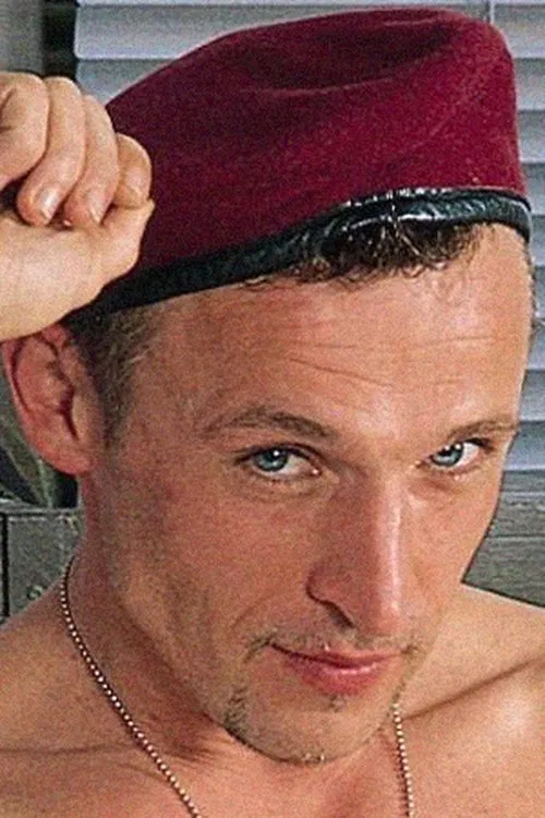 Isvan interpretando a 