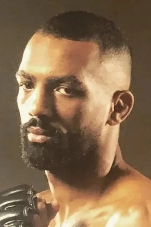 Italo Gomes interpretando a Self