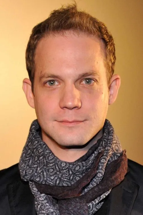 Itay Tiran interpretando a Daniel