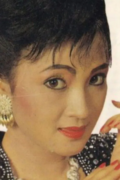 Itje Trisnawati interpretando a Linda