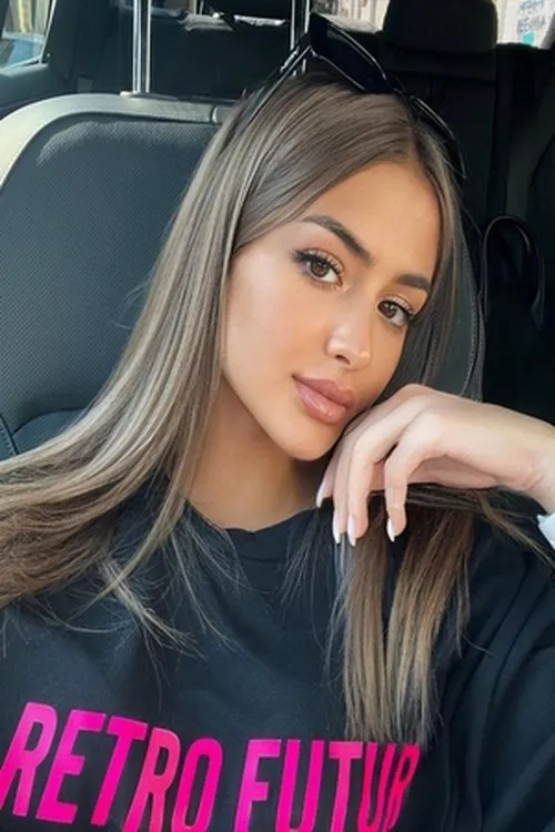 Celina Enea ha trabajado con Iuliana Beregoi en 1 ocasiones