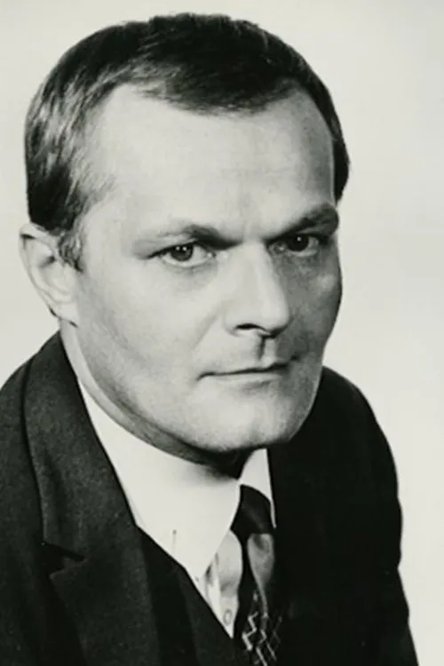 Iván Darvas interpretando a Narrator