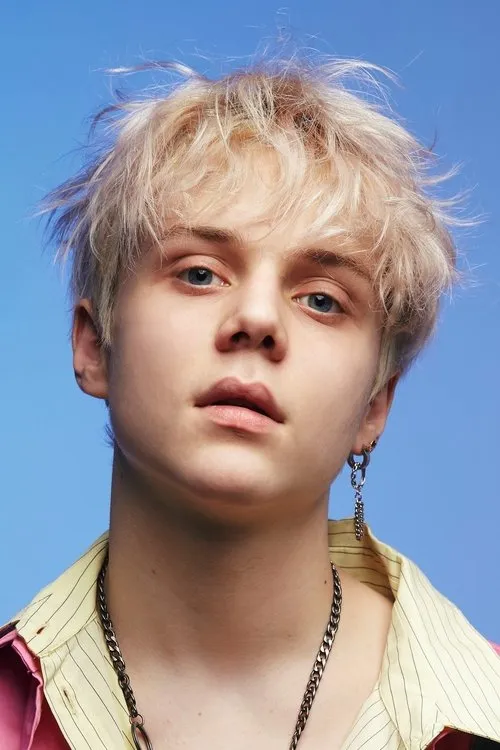 ?????? ????????? ha trabajado con Иван Дмитриенко en 1 ocasiones