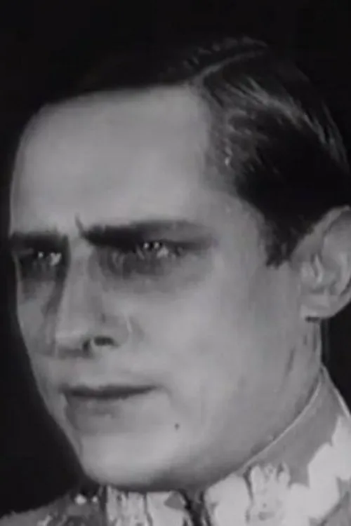 Oleg Frelikh ha trabajado con Ivan Kapralov en 1 ocasiones