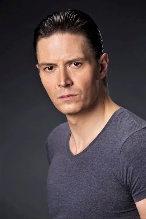 Ivan Nevelitchki interpretando a El Hitler