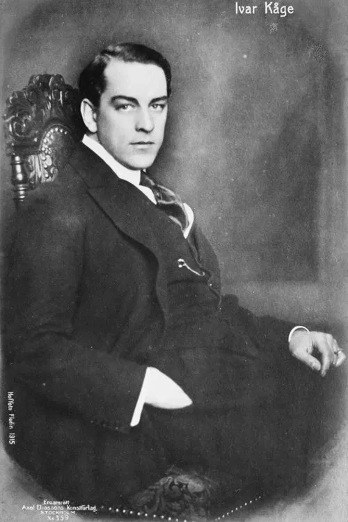 Ivar Kåge interpretando a