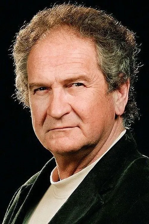 Ivo Ban interpretando a Stane