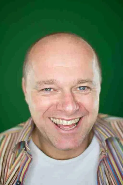 Stan Visser ha trabajado con Iwan Dam en 1 ocasiones