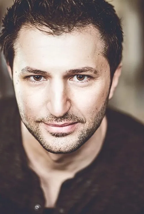 J.P. Edwards interpretando a 