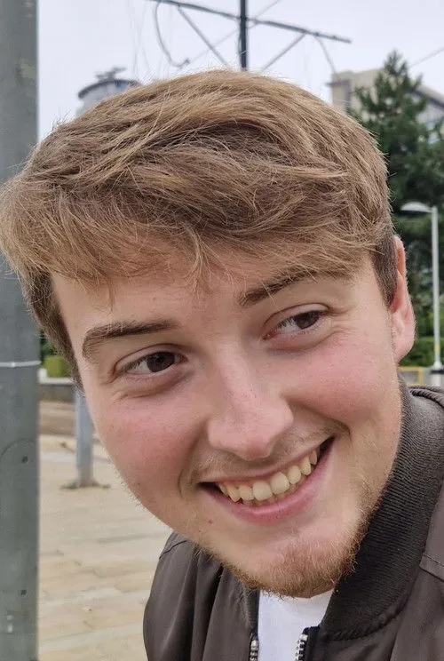 Cai Tudur ha trabajado con Jac Birch en 1 ocasiones