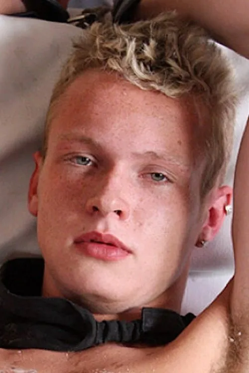 Jack Blaze interpretando a (archive footage)