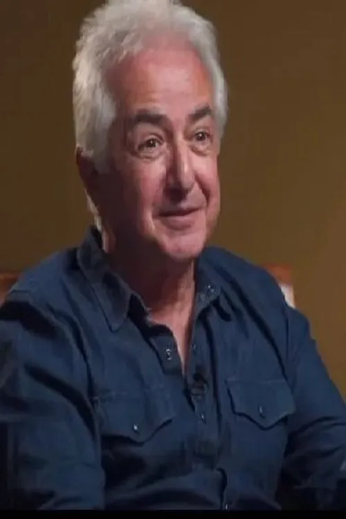 Jack Bruno interpretando a Drums