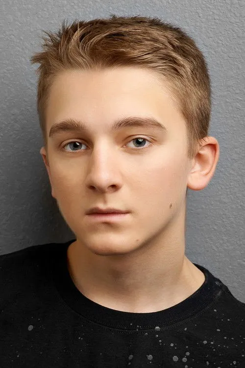 Jack Irvine interpretando a Gord