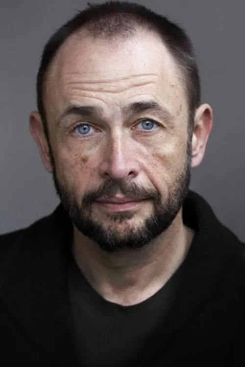 Jack Pierce interpretando a Mitch