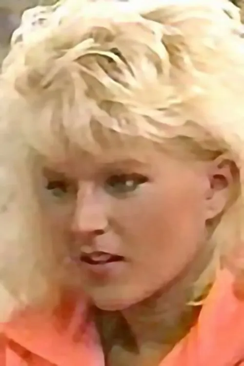 Jackie Ann interpretando a